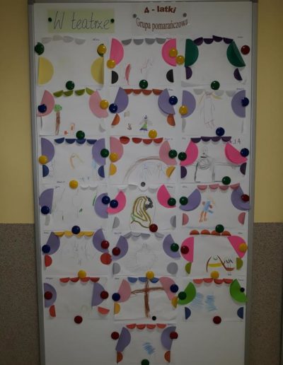 Praca plastyczna "W teatrze" 1