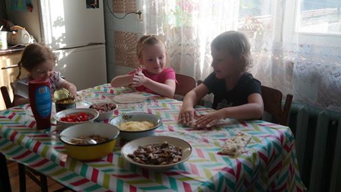 Dziecięca pizza Aneta Grądzka-Rudziak Prace plastyczne 
