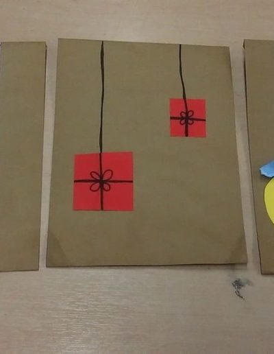 Praca plastyczna: Torebki na prezenty 26