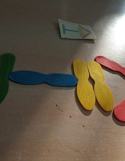 Praca plastyczna: Zabawy patyczkami kreatywnymi 5