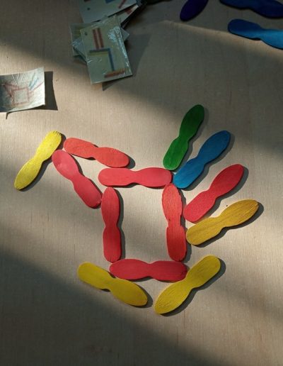 Praca plastyczna: Zabawy patyczkami kreatywnymi 6