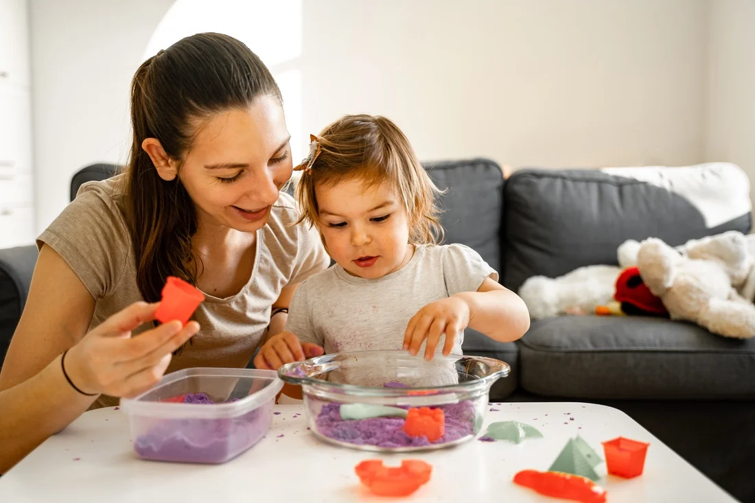 13 przepisów na jadalne masy plastyczne