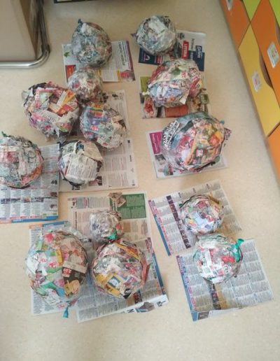 Praca plastyczna: Dinozaurowe jaja 3