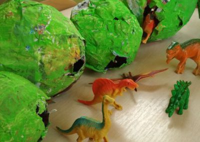 Praca plastyczna: Dinozaurowe jaja