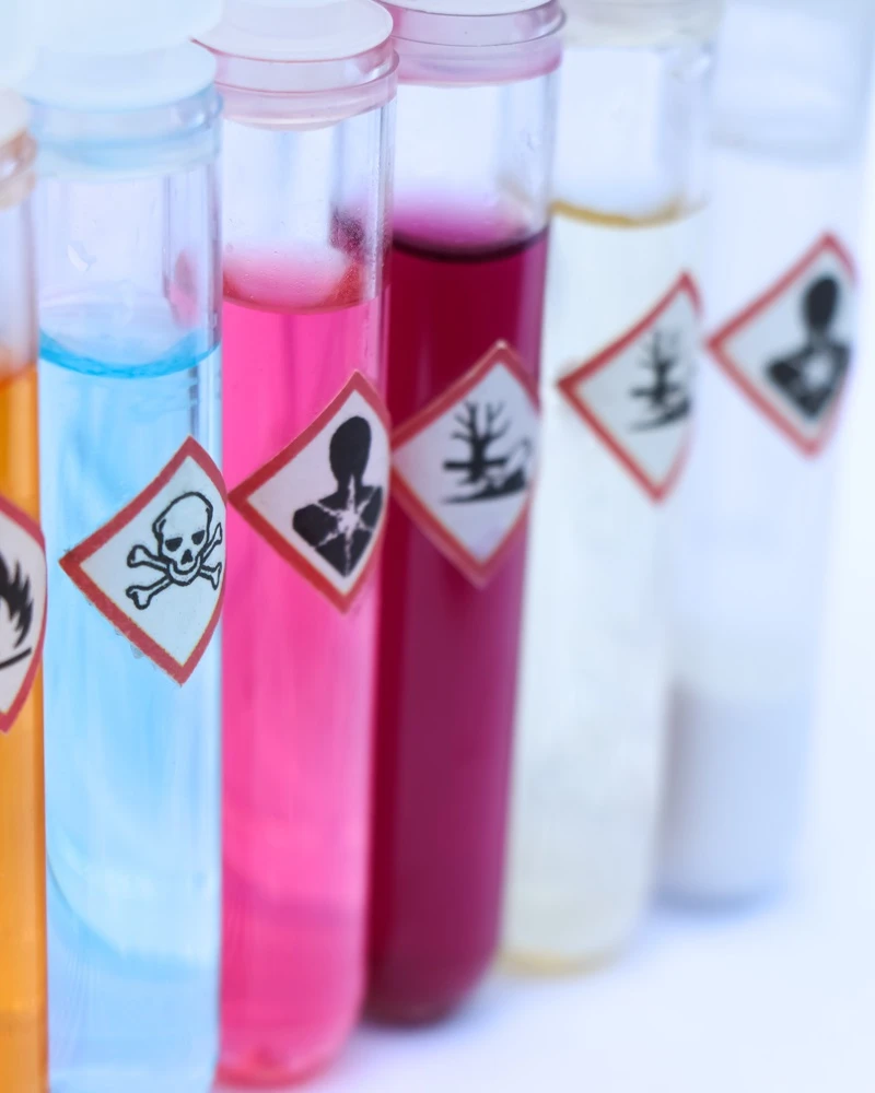 Quiz: Karta charakterystyki i piktogramy. Regulamin pracowni chemicznej